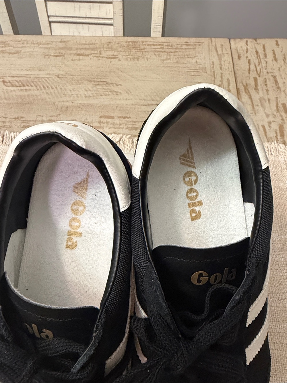 Gola Black White Gum Classic Trainer - Picture 5 of 8